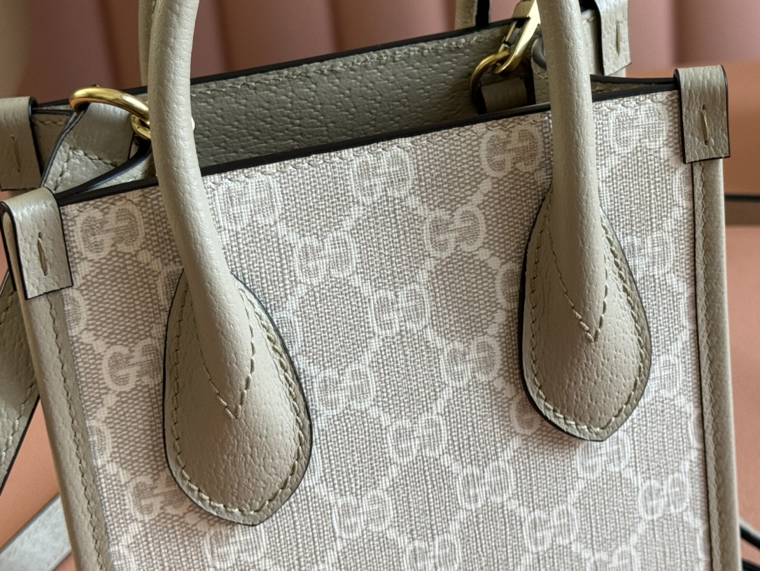 Gucci Satchel Bags